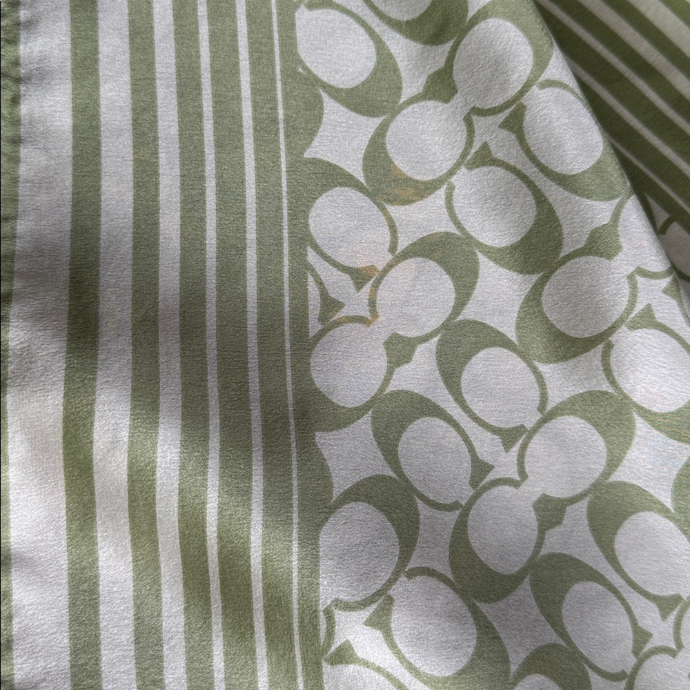 Coach 💯% Silk Scarf - Picture 5 of 5